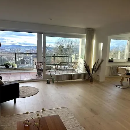 Ruhiges Penthouse Mit Weitblick * Γκέτινγκεν